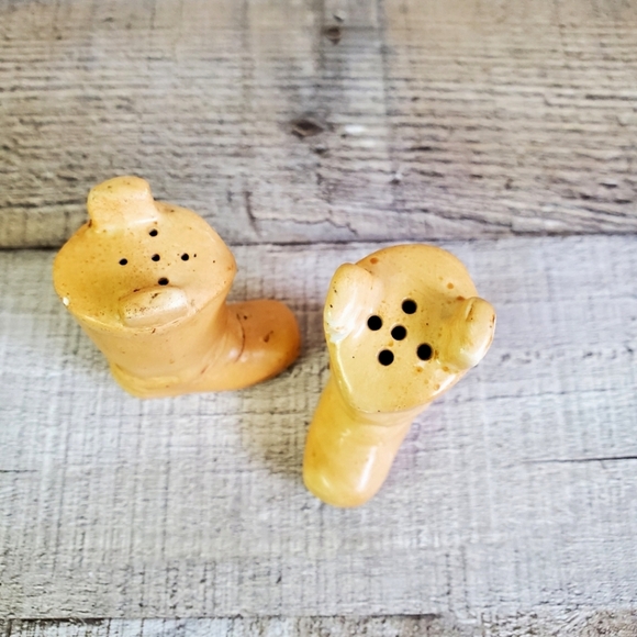 VINTAGE | Cowboy Boot Salt & Pepper Shakers - Picture 5 of 6